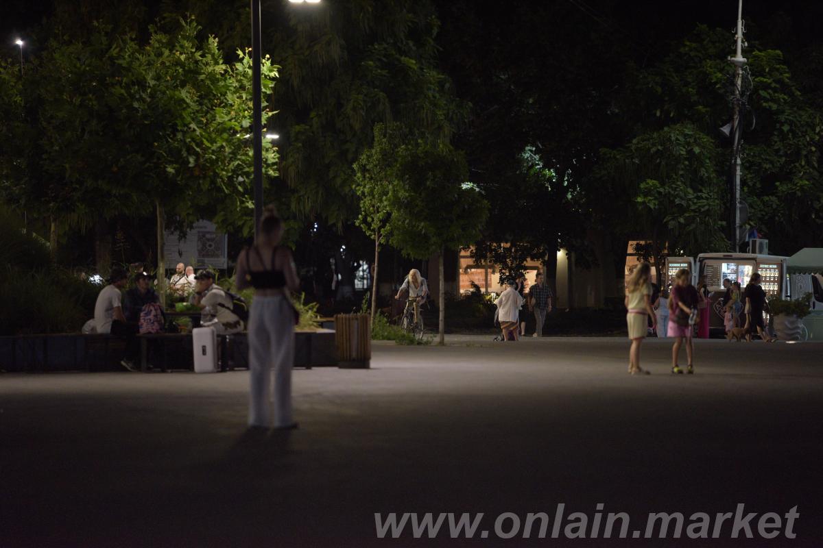 Городские зарисовки Армавирская площадь - купить на сайте объявлений Армавир онлайн