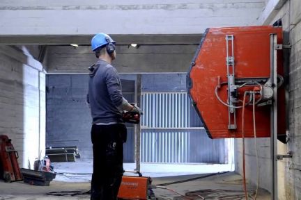 Алмазная резка стен, бетона, железобетона  Армавир