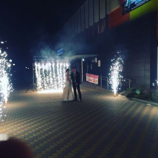 Проведение пиротехнических шоу на торжествах  Армавир