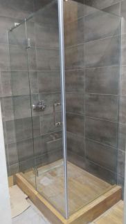 Стеклянные душевые кабины  Армавир