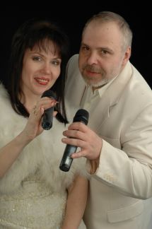 Музыканты в кафе на побережье  Армавир