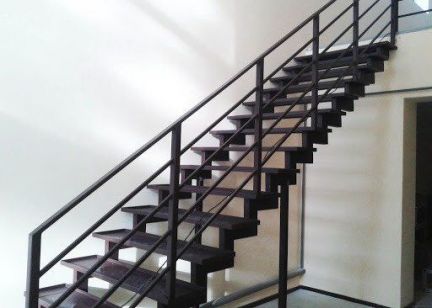 Изготовление металлических лестниц  Армавир