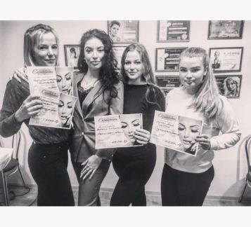 Наращивание ресниц,пудровые бровки,обучение  Армавир