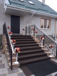 Коттедж 250м кв. на участке 6 сот.  Армавир