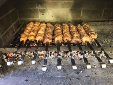 Шашлычник на выезд на праздники и мероприятия  Армавир