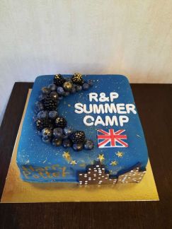 Торты на заказ, торт-пиньята  Армавир