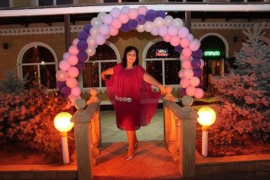 Ведущая, музыкант на свадьбу,юбилей в кафе и дома  Армавир