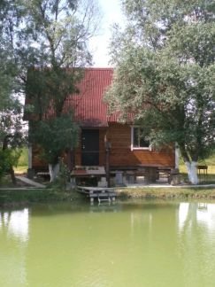 Дом 75 м? на участке 100 сот  Армавир