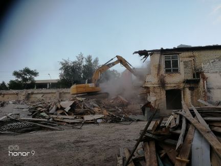 Снос любых зданий и сооружений. Рытье котлованов  Армавир