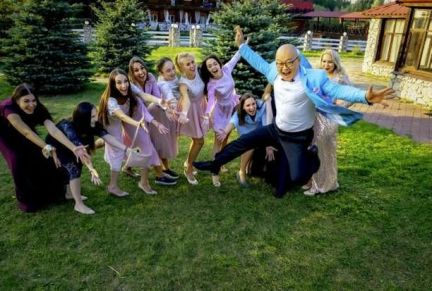 Ведущий+диджей - экстрапредложение  Армавир