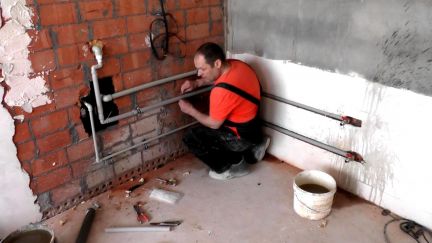 Сантехник, услуги сантехника, сварщик, Прайс тут  Армавир