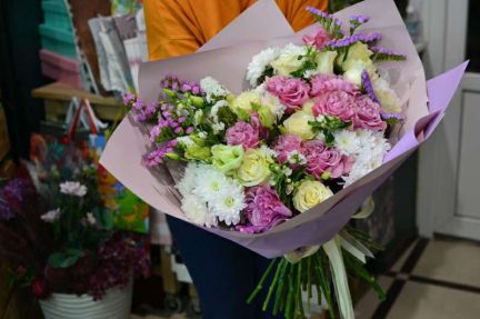 Цветы /Шары/Доставка цветов и шаров  Армавир