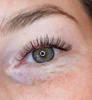 Наращивание ресниц  Армавир