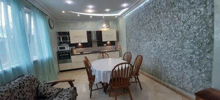 Коттедж 110м кв. на участке 3 сот.  Армавир