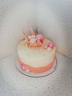 Торты на заказ  Армавир