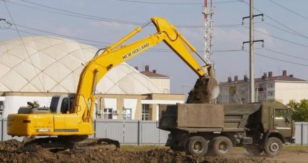 Услуги эксковатора полноповоротный гусеничный  - купить на сайте объявлений Кореновск онлайн