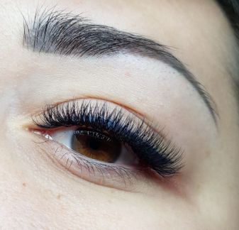 Наращивание ресниц  Армавир
