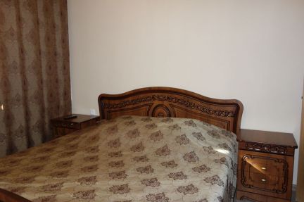 Дом 160м кв. на участке 28 сот.  Армавир