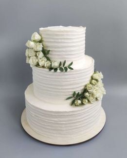 Предлагаю услуги по выпечке тортов на заказ  Армавир