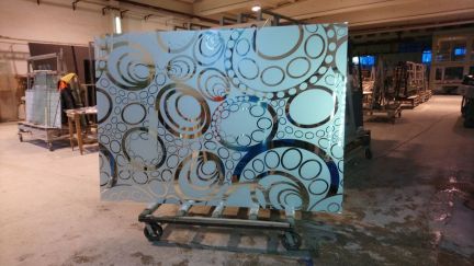 Зеркала (монтаж) Песок +покраска,бронь пленка  Армавир