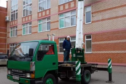 Аренда услуги автовышки 20,5 метров  Армавир