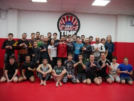 Секция борьба Кикбоксинг мма каратэ кудо  Армавир