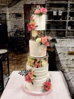 Свадебные торты в Краснодаре  Армавир