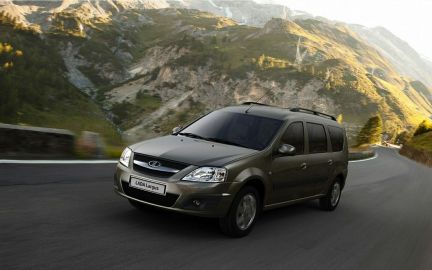 Аренда автомобиля LADA Largus в Сочи  Армавир