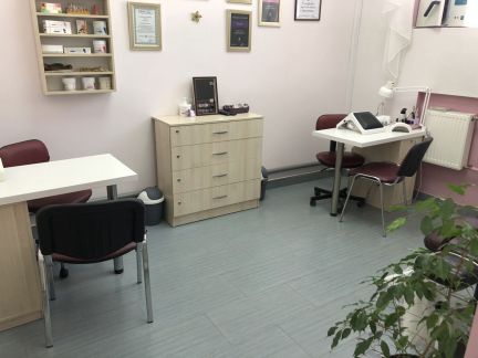 Аренда места мастеру Маникюра/педикюра  Армавир