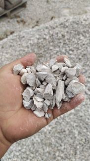 Сыпучие материалы щебень  Армавир