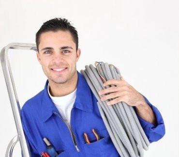 Электрик. Электромонтаж. Аварийный вызов 24 часа  Армавир