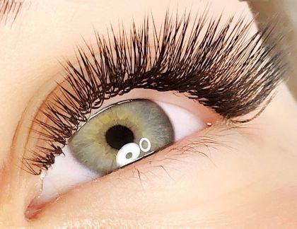 Наращивание ресниц, оформление бровей  Армавир