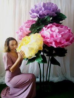 Ростовые цветы, большие цветы, фотозоны  Армавир