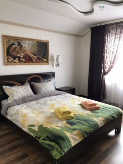 Дом 130м кв. на участке 6 сот.  Армавир