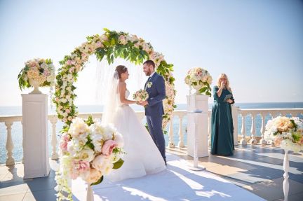 Ведущая на праздник  Армавир