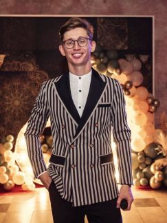 Ведущий  Армавир