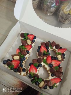 Торты, капкейки, чизкейки, зефир на заказ  Армавир