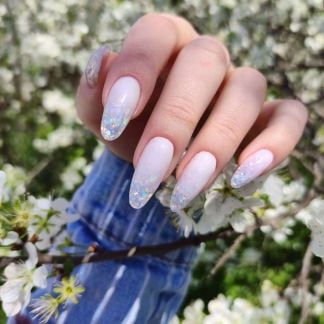 Маникюр, наращивание ногтей  Армавир