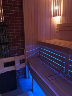 Дом 100м кв. на участке 3 сот.  Армавир