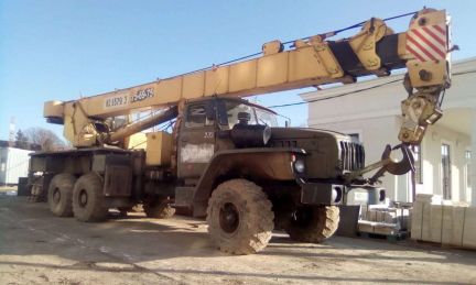 Автокран спецтехника 25 тонникУрал вездеход  Армавир