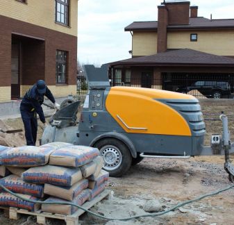 Полусухая стяжка пола качественно  Армавир