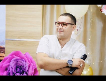 Ведущий  Армавир