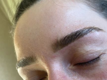 Окрашивание бровей  Армавир