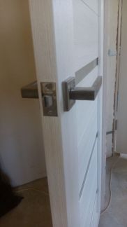 Установка дверей, входных и меж комнатных  Армавир