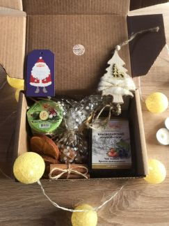 Подарочные боксы  Армавир