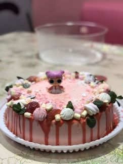 Торты на заказ  Армавир