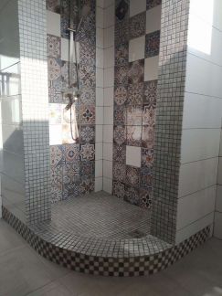 Коттедж с баней и номерами  Армавир