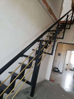 Покраска, ремонт: моп, ворот, заборов, грузовиков  Армавир