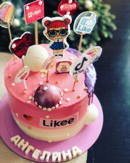 Пеку на заказ Торты, пирожные, эклеры, трубочки, П  Армавир