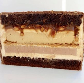 «Торт snichers с чизкейком внутри» на заказ  Армавир